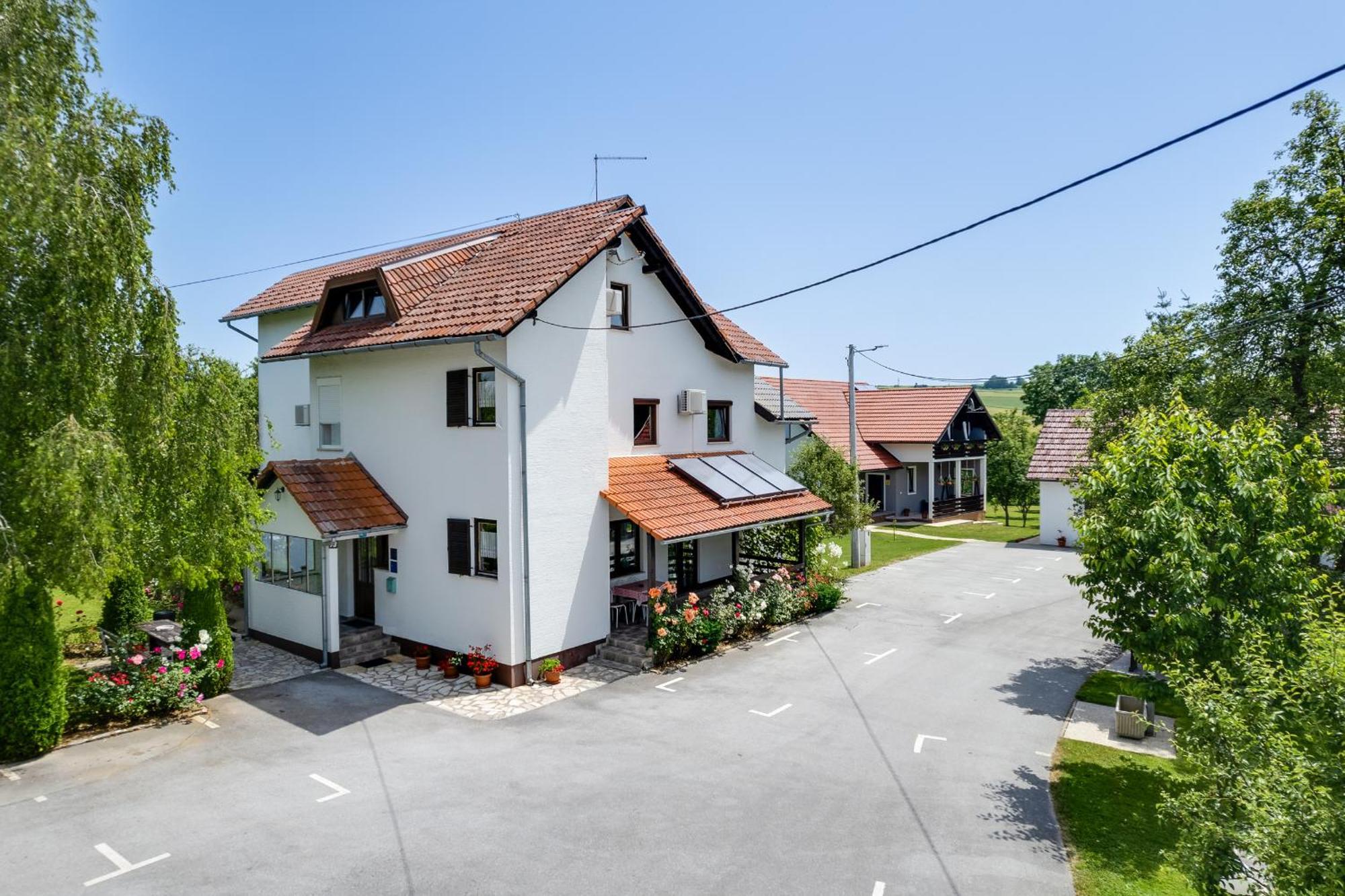Apartments Patar Grabovac  Exterior foto